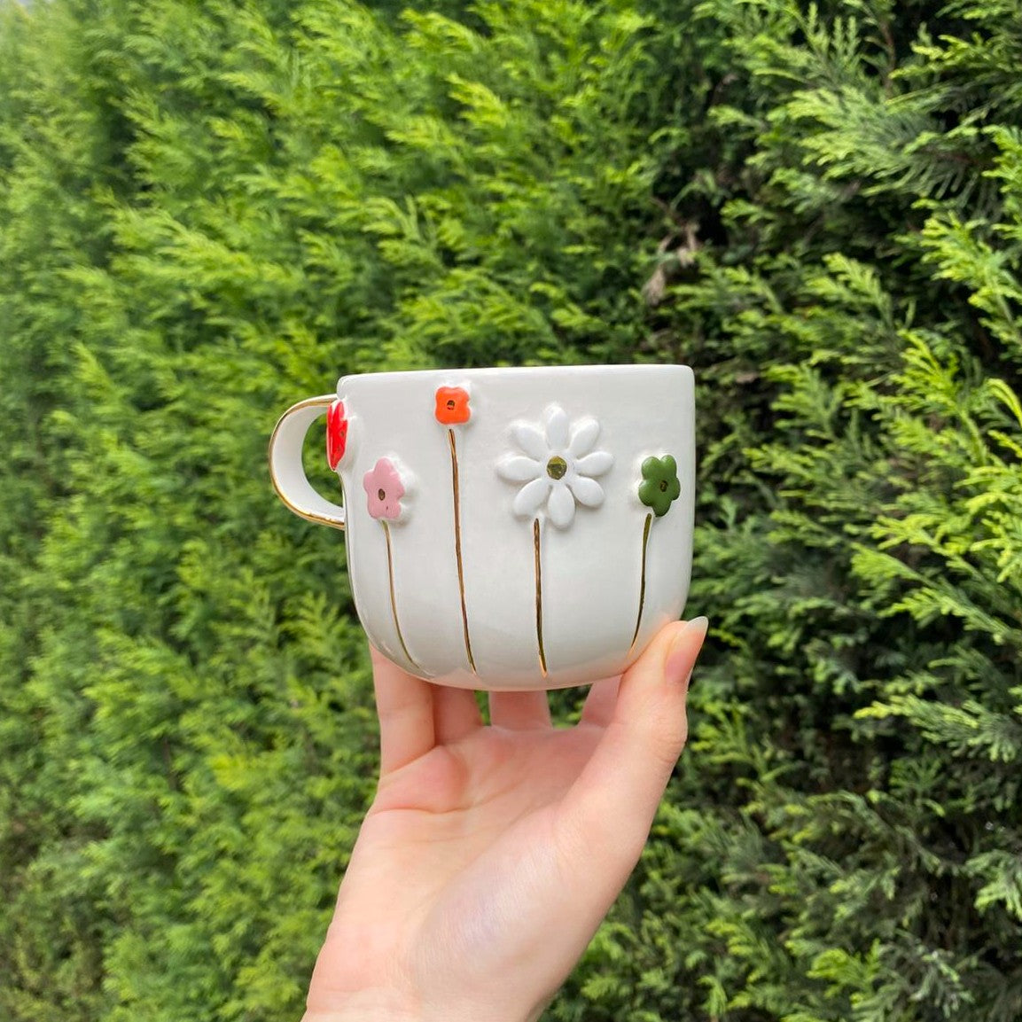 Handmade Daisy Mug – The Perfect Gift for Her 🌼