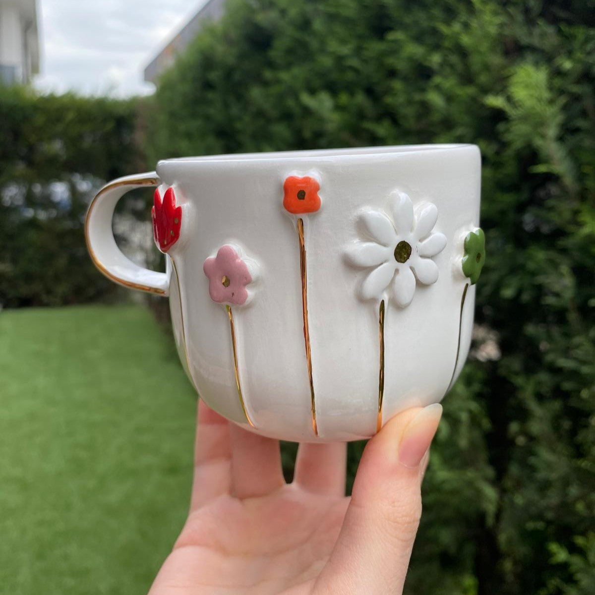 Handmade Daisy Mug – The Perfect Gift for Her 🌼